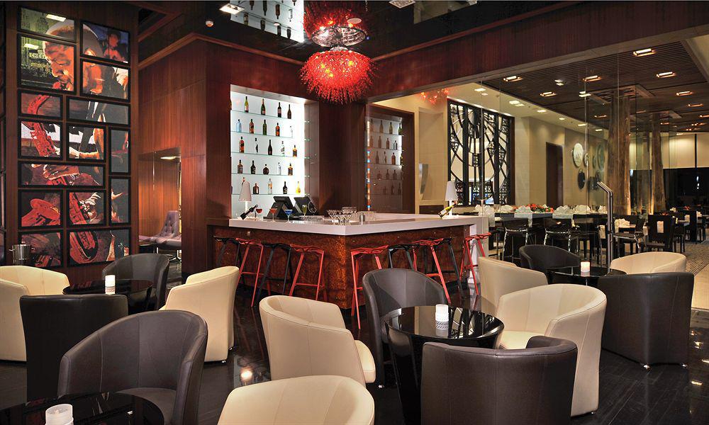 Radisson Gurugram Sohna Road City Center Gurgaon Restaurante foto